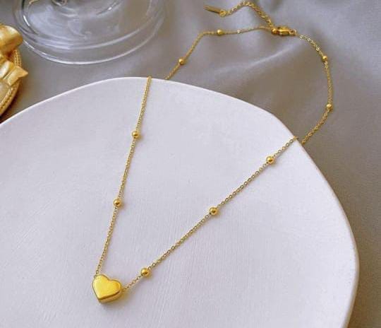 Luxury Gold Heart Pendant Necklace – Premium Stainless Steel Elegant Jewelry
