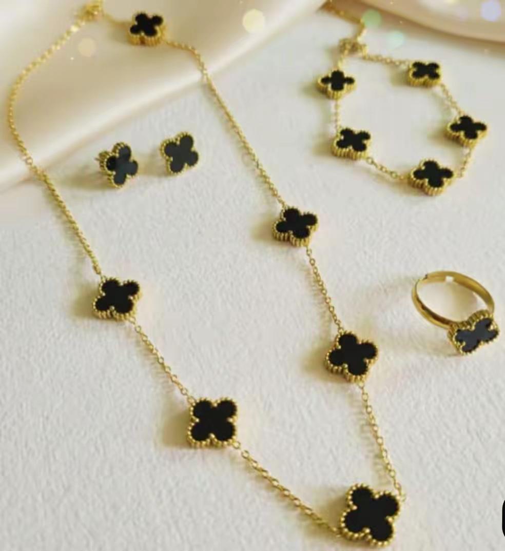 Luxury Black Clover Gold Jewelry Set for Women – Necklace, Bracelet, Ring & Earrings