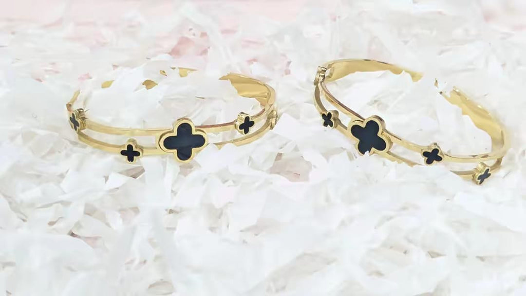 Gold Plated Clover Bracelet for Women – Luxury Stainless Steel Bangle with Black Enamel