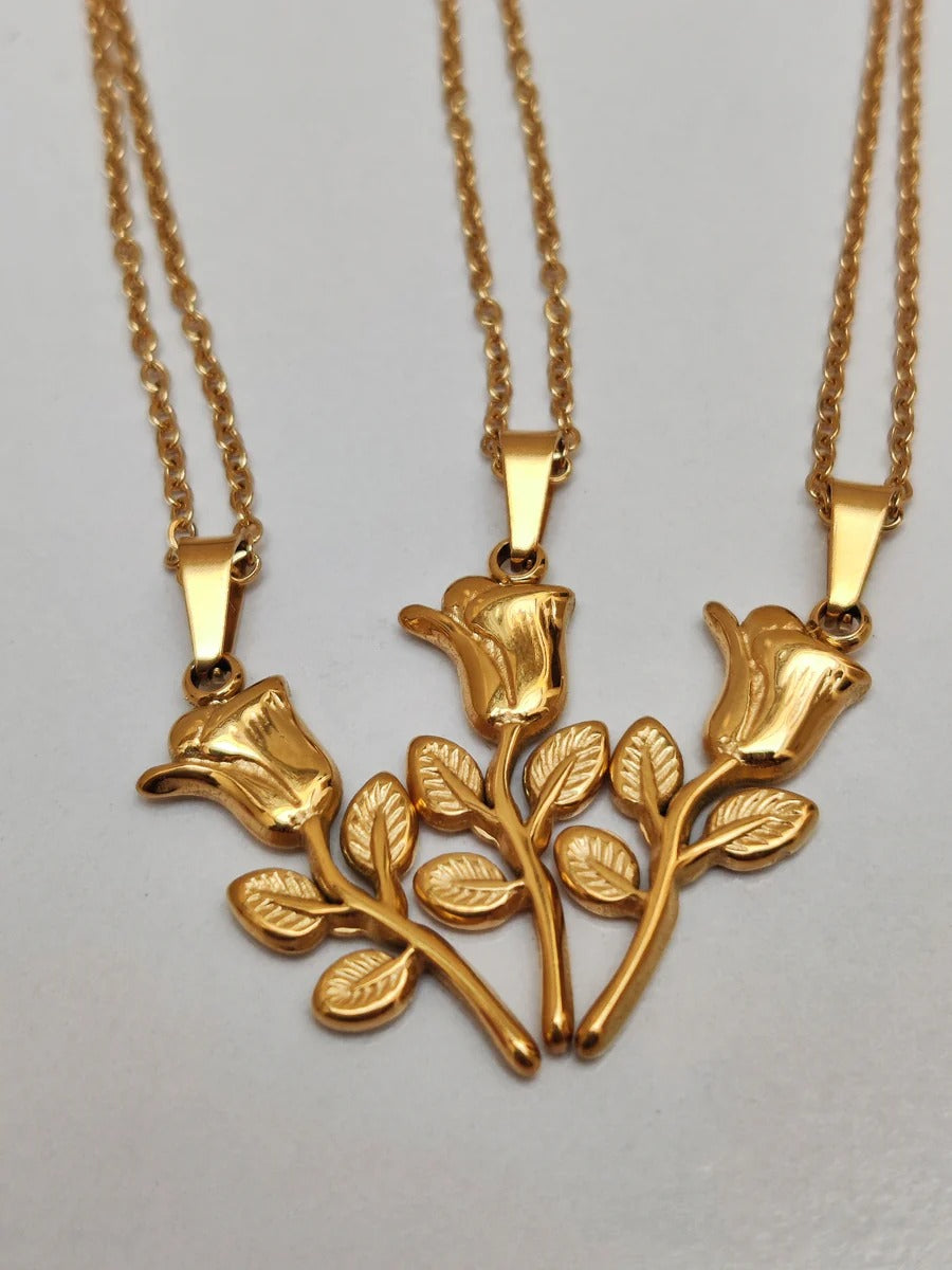 Elegant Gold Rose Pendant Necklace