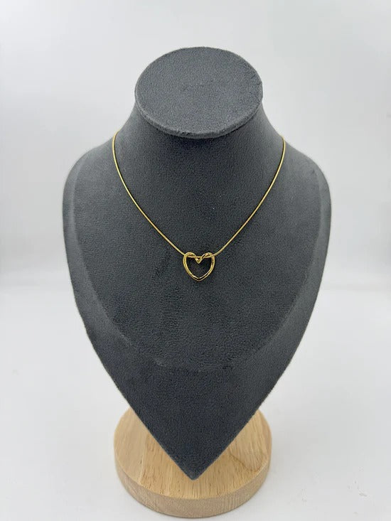 Luxury Gold Open Heart Necklace – Premium Stainless Steel Minimal Jewelry