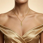 Elegant Gold Rose Pendant Necklace